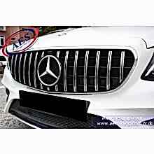 MERCEDES E KASA ÖN PANJUR W213 2016 E/S KROM ŞERİT KAPLAMA PİANO BLACK ZEMİN ABS