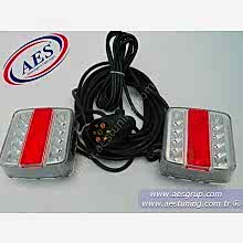 MIKNATISLI 7,5 METRE KABLOLU LED STOP LAMBASI KARE TİP SOKETLİ