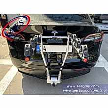 TESLA Y THULE HANGON 3 ÇEKİ DEMİRİNE TAKILAN BİSİKLET TAŞIYICI 972