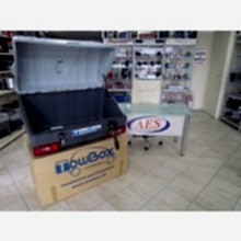 TOWBOX V1 AKSESUARSIZ ÇEKİ DEMİRİNE TAKILAN KÖPEK VE YÜK TAŞIMA KUTUSU